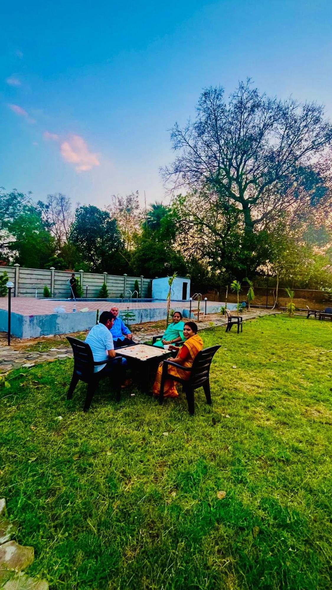 Hotel Jungle Palace Resort Umaria  Ngoại thất bức ảnh