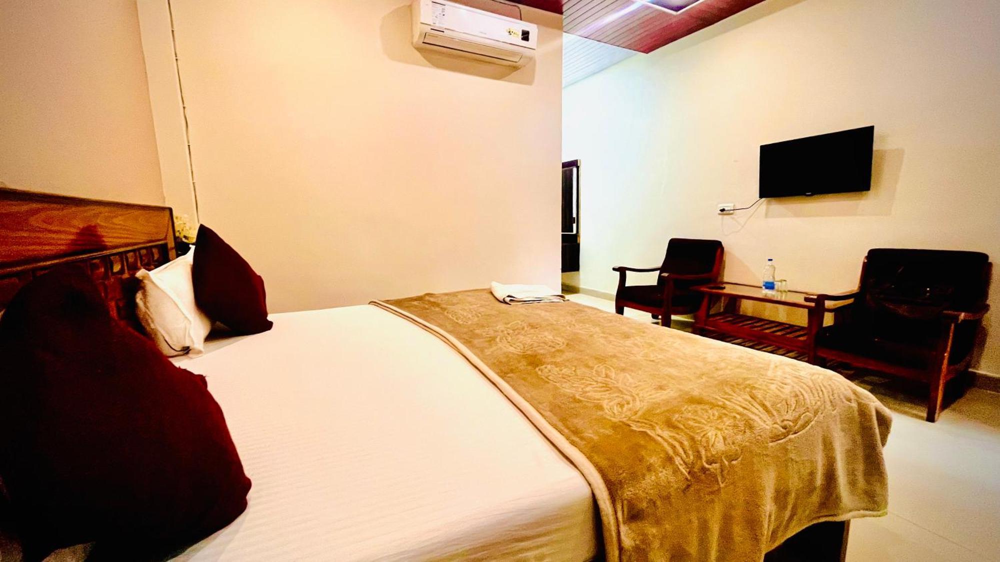 Hotel Jungle Palace Resort Umaria  Ngoại thất bức ảnh